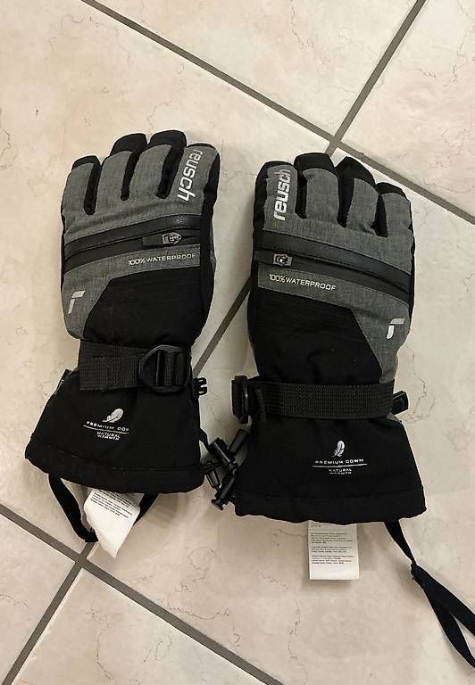 Reusch Guanti: Reusch skihandschuhe R-Tex XT Größe 4.5 – Usato da Zimmerwald venduto da wuff81