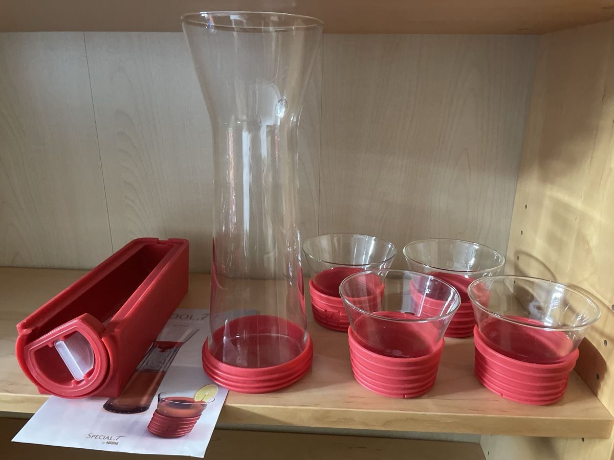 Caraffe: SpecialT  Teetassen und Krug Set – Usato da Kaiseraugst venduto da KlausSina