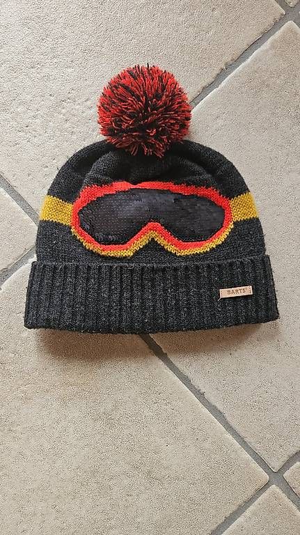 Altro abbigliamento per bambino: Bonnet à pompon / taille 53 – Usato da Juriens venduto da Twist03