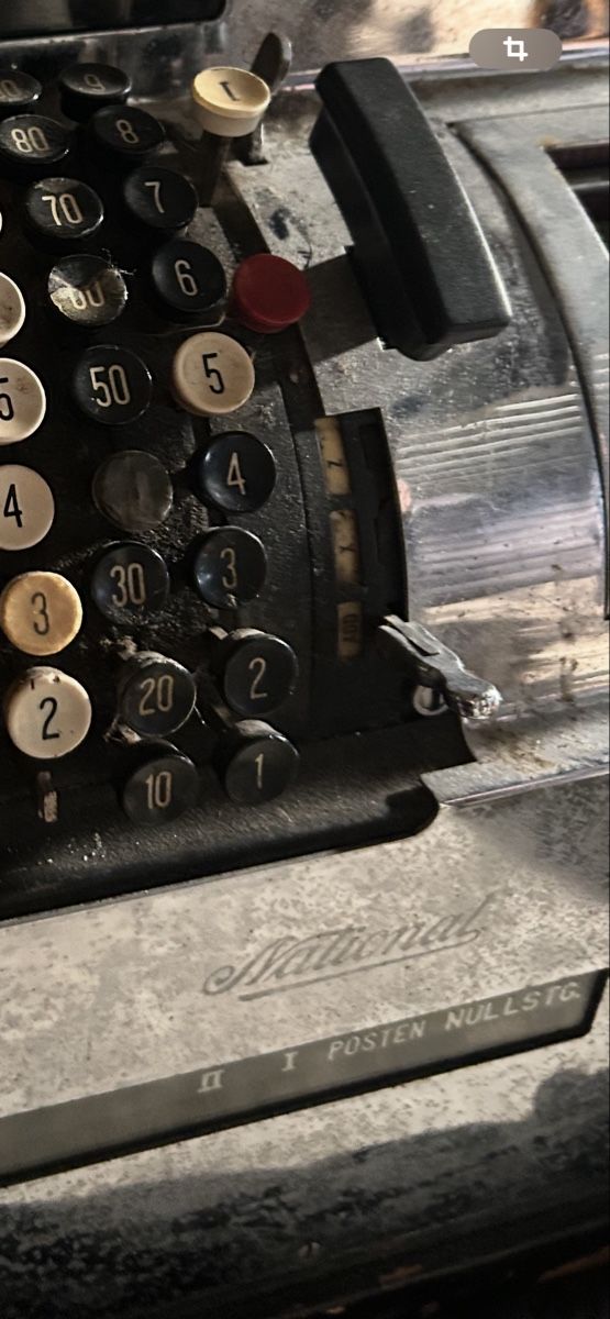 Kassen: Caisse enregistreuse ancienne – Defekt aus Geneve von antoinette19 2