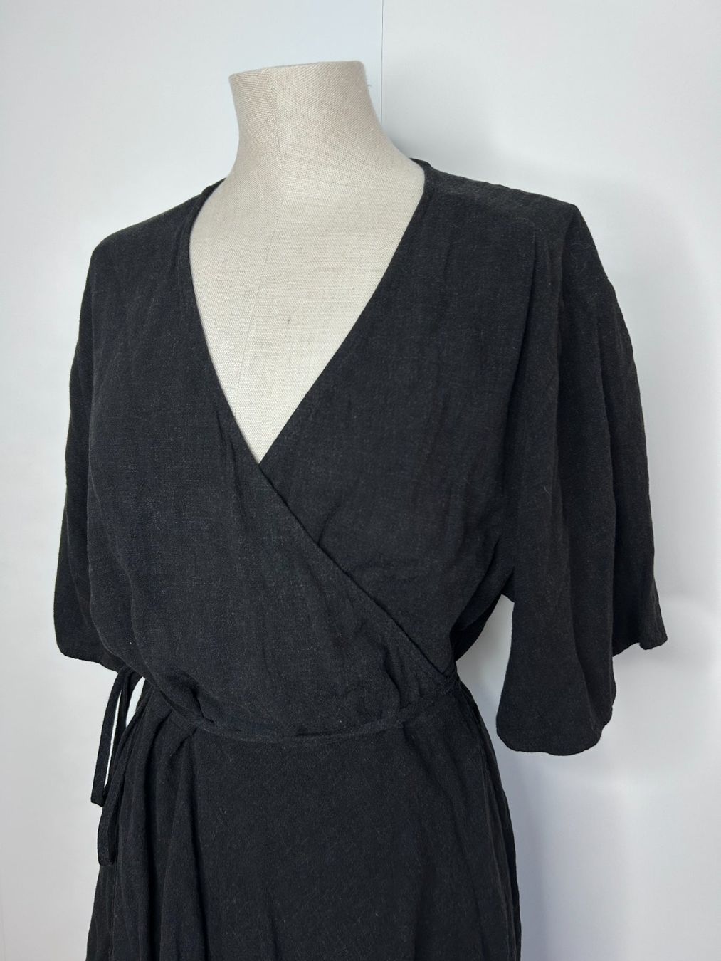 Weekday Vestiti: Weekday Kimberly Dress – Usato da St. Gallen venduto da look-twice 1