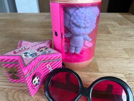 LOL Surprise_Puppe und Überraschungsstern ungeöffnet