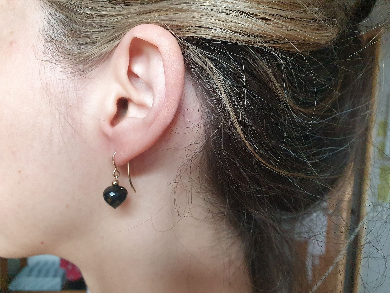 Orecchini pendenti & Orecchini a lobo: süsse Einhänger/Ohrringe, 585er Gold mit Onyx "Zwiebelchen" – Nuovo (secondo la descrizione) da Neuhausen venduto da mamanti024 1