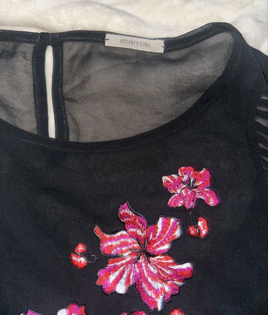 Intimissimi Camicette: INTIMISSIMI BLUSE GR. M neuwertig – Nuovo (secondo la descrizione) da Unteraegeri venduto da MH203 8