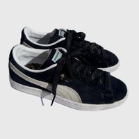 Classic Puma Suede Sneakers - Black, Size 38 / US 6 / UK 5