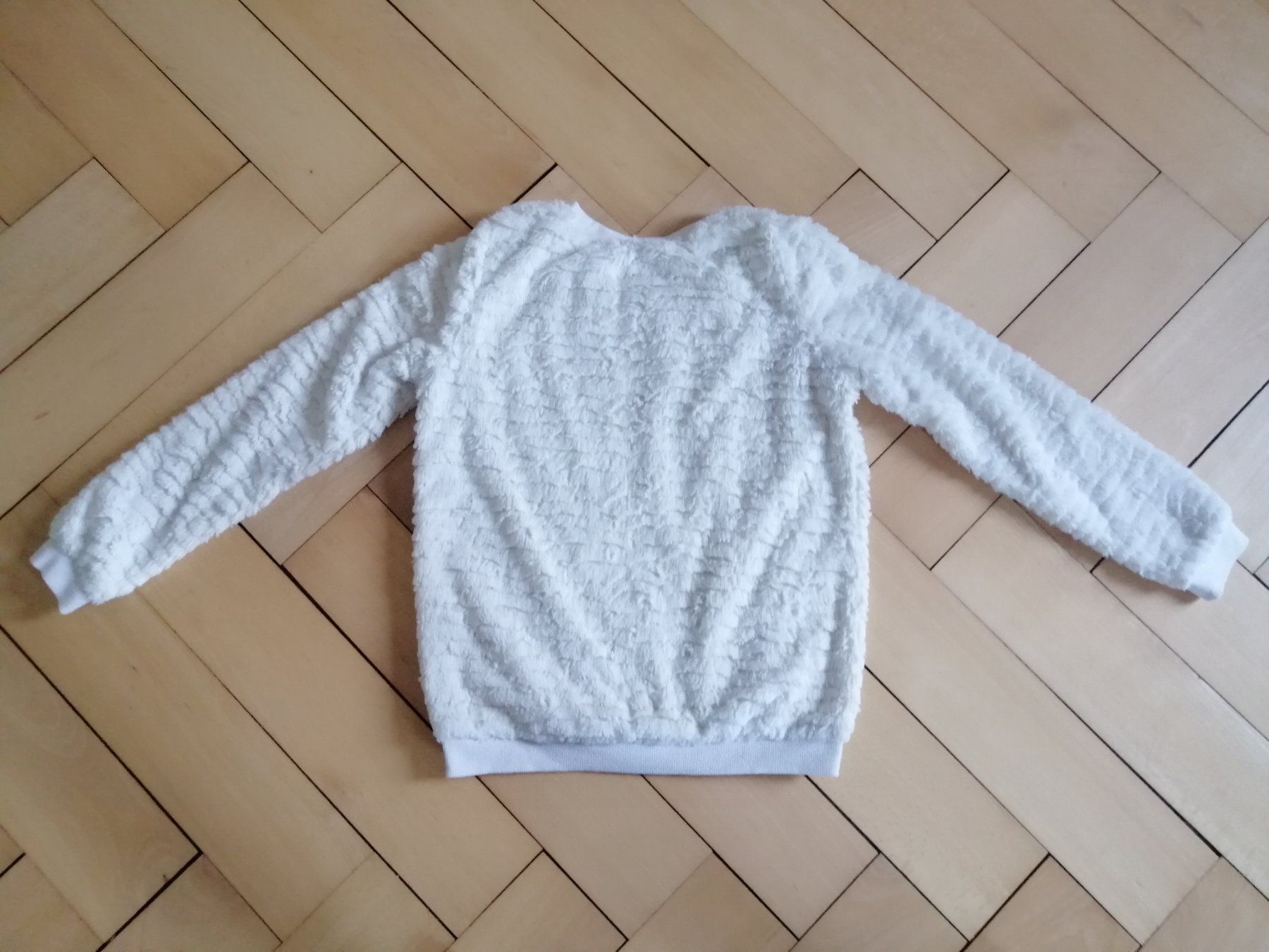 Pulls & Sweat-shirts: Pullover flauschig – Neuf (Voir description) à Biel/Bienne par M.D.C 1