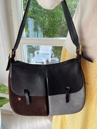 Bally Umhängetasche–Leder&Velours in Braun, Schwarz & Grau
