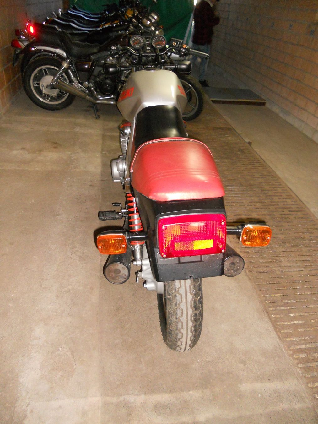 Suzuki Strasse: Suzuki GS650 G Katana 1983 – Gebraucht aus Neuenegg von designart64 4