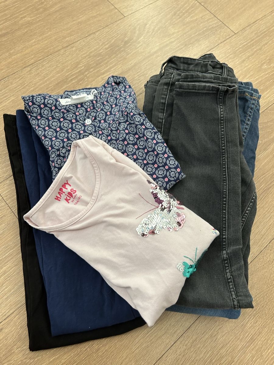 Lotti & Set di vestiti: Herbst-/ Winterset Mädchen 10- teilig Gr. 140 – Usato da Oerlingen venduto da Xavina