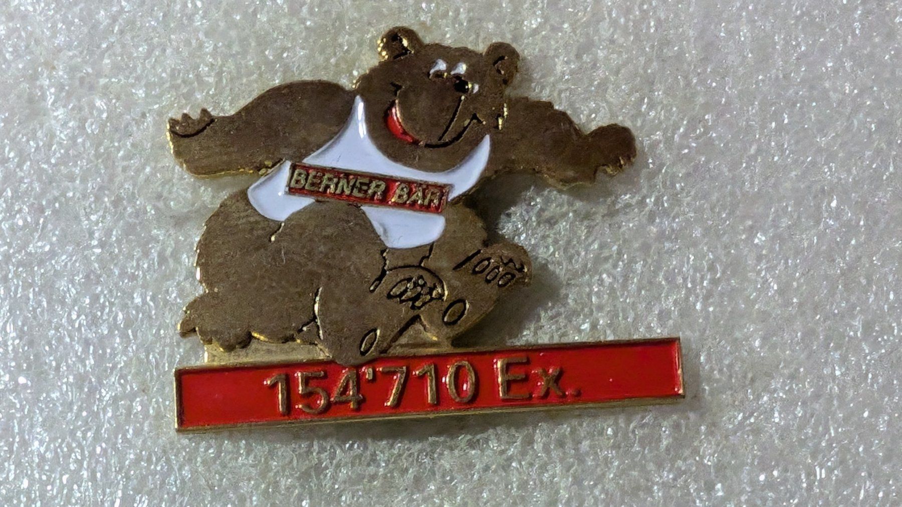 Placchette & Badge: Ansteckpin 166: Berner Bär – Usato da Oppligen venduto da Pin-Fall-Shop