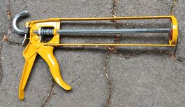 Kartuschenpresse gelb gebraucht