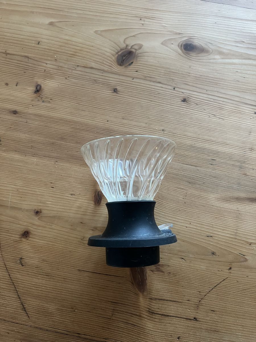 Hario Kaffeemaschinen & Espressomaschinen: Hario V60 Drip – Gebraucht aus Zürich von sve_2020 1