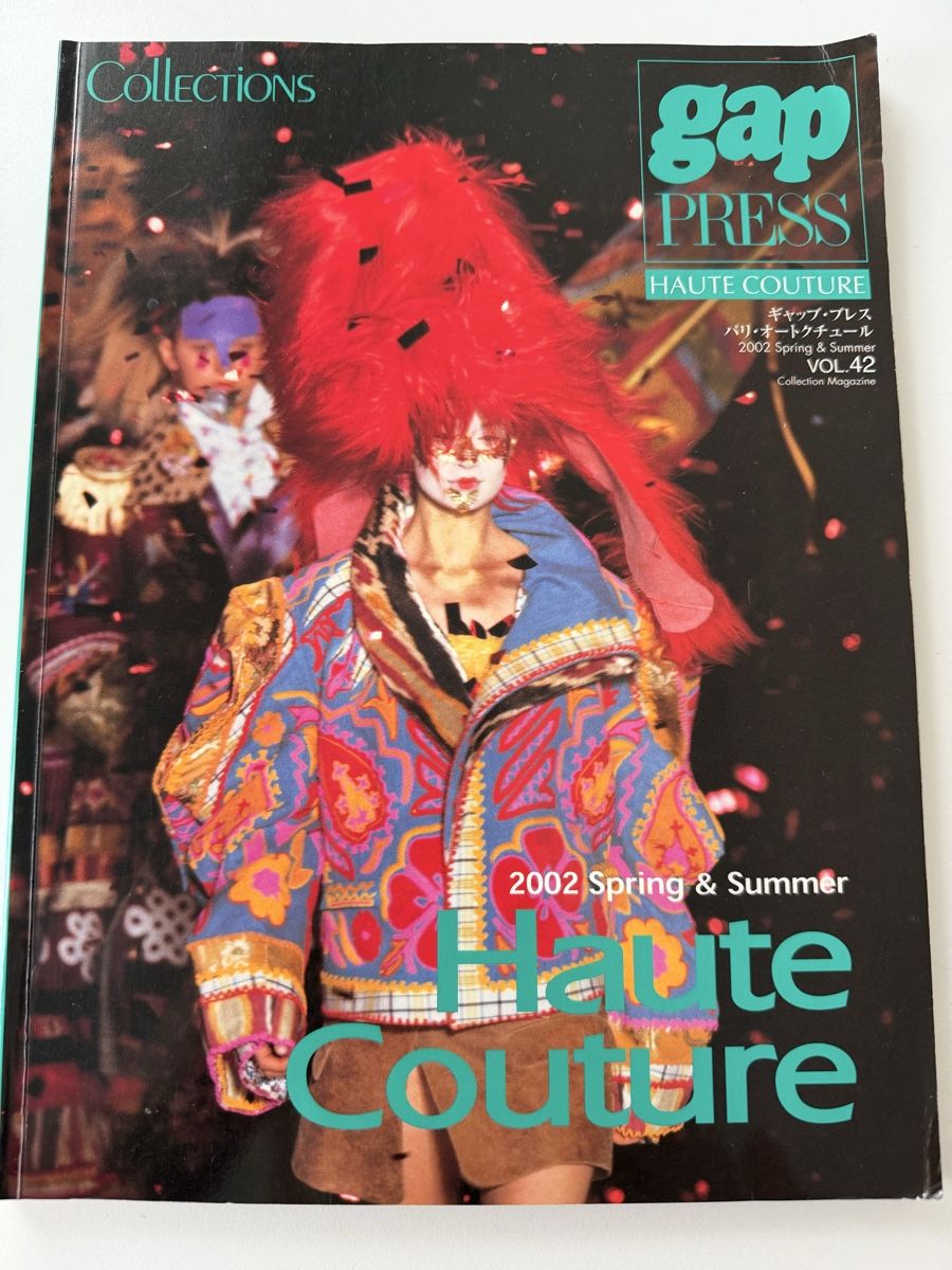 Zeitschriften & Magazine: gap PRESS Haute Couture 2002 Spring/Summer magazin – Gebraucht aus Winterthur von tat_ky5h