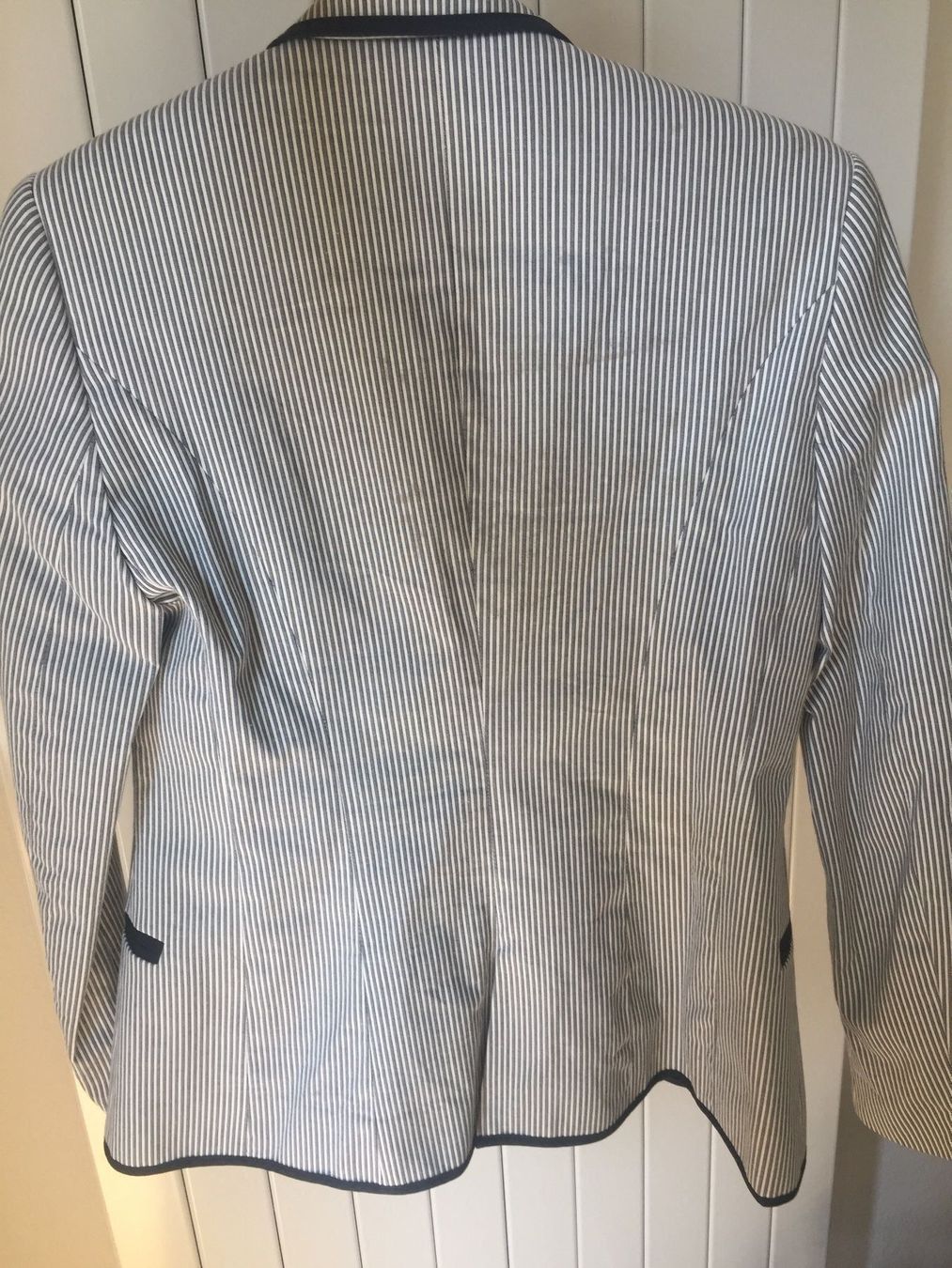 Jacken: Veste Mango blazer – Gebraucht aus Küssnacht am Rigi von FFKA 4