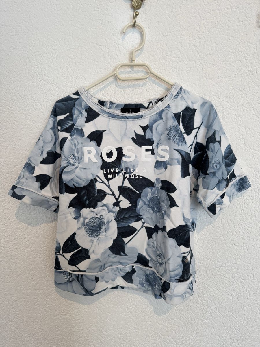 Monari T-shirt: MONARI Pullover Shirt Oberteil Blumen Gr. 36 / S – Usato da Fislisbach venduto da KolibriSecondhand