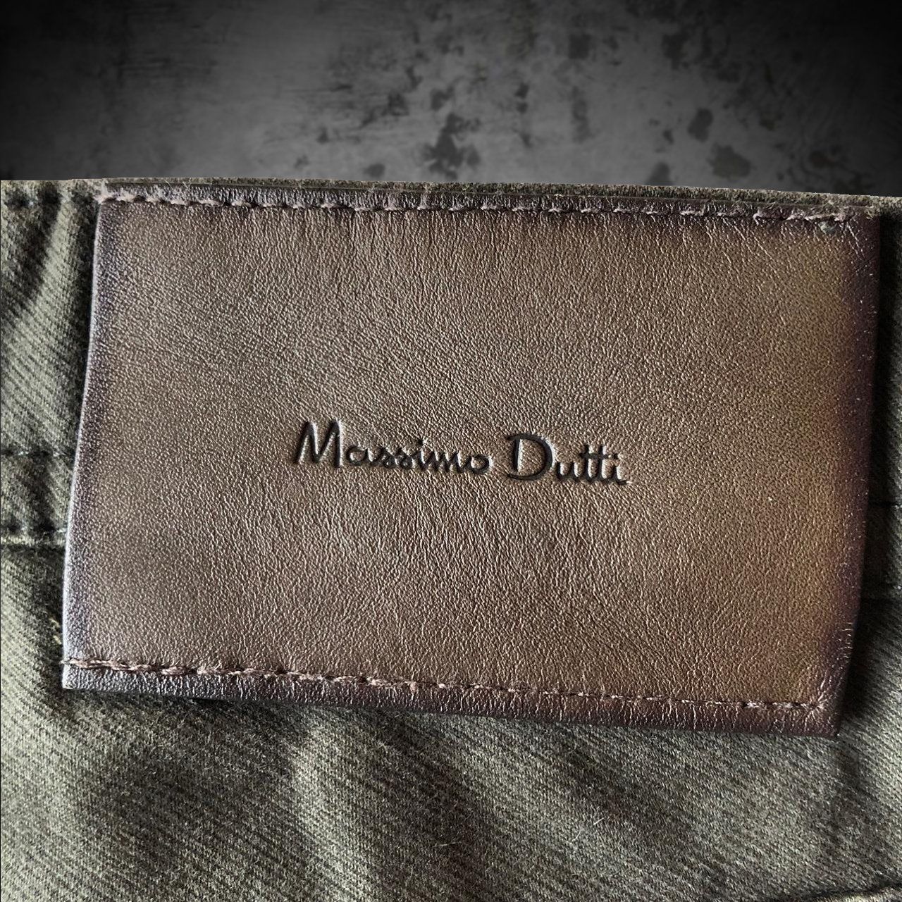 Massimo Dutti Pantaloni: Pants Massimo Dutti Slim Fit Kaki Men 36 – Usato da Genève venduto da ang_7j7j 2