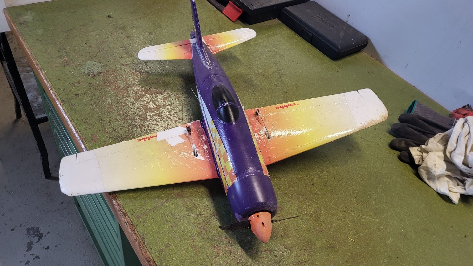 RC Kits de montage: RC Flugzeuge, Futaba/Spektrum, div. Zubehör – D'occasion à Ottikon b.Kemptth. par stef_binder 4