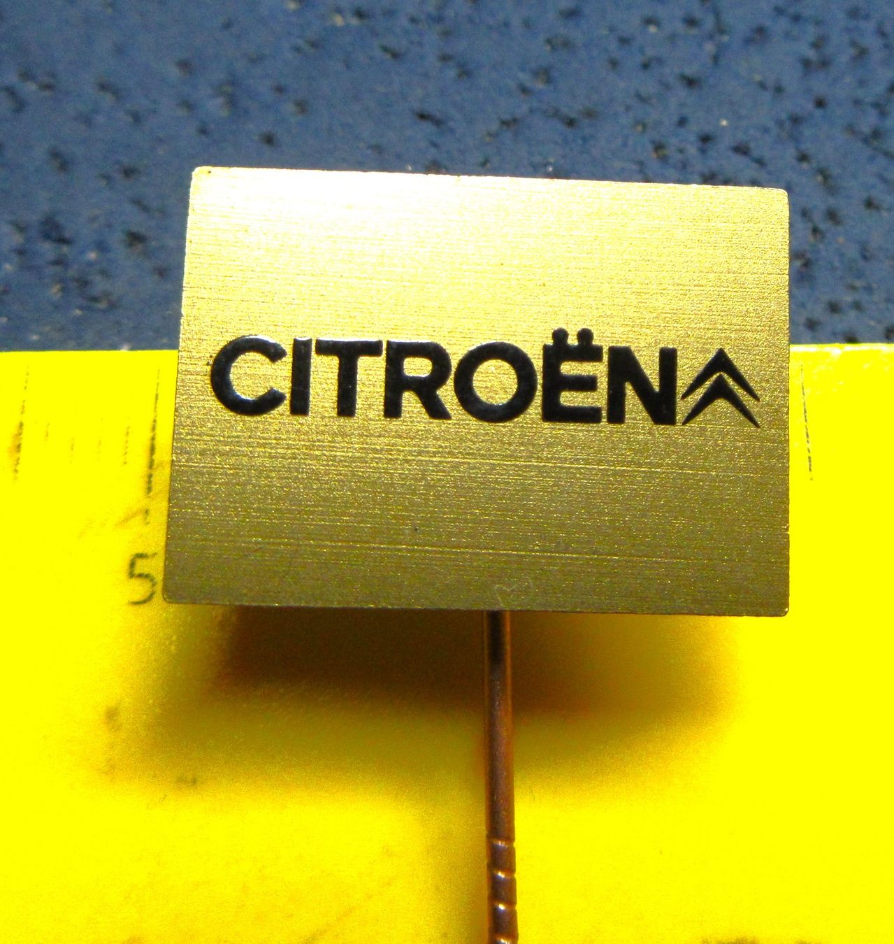 Citroën Placchette & Badge: CITROEN AUTO LOGO VINTAGE ANSTECKNADEL OLDTIMER OLDI – Usato da Ettingen venduto da Hausi4711