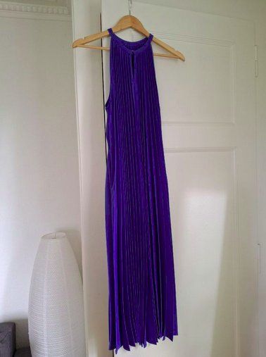 Vestiti: Königsblaues Abendkleid mit Plissee – Usato da Basel venduto da sab_5g5n 1