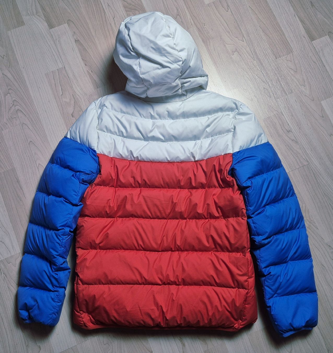 Nike Jacken: Nike Winterjacke Down Filled Grösse M – Neu (gemäss Beschreibung) aus St. Gallen von CaliSunshine 1