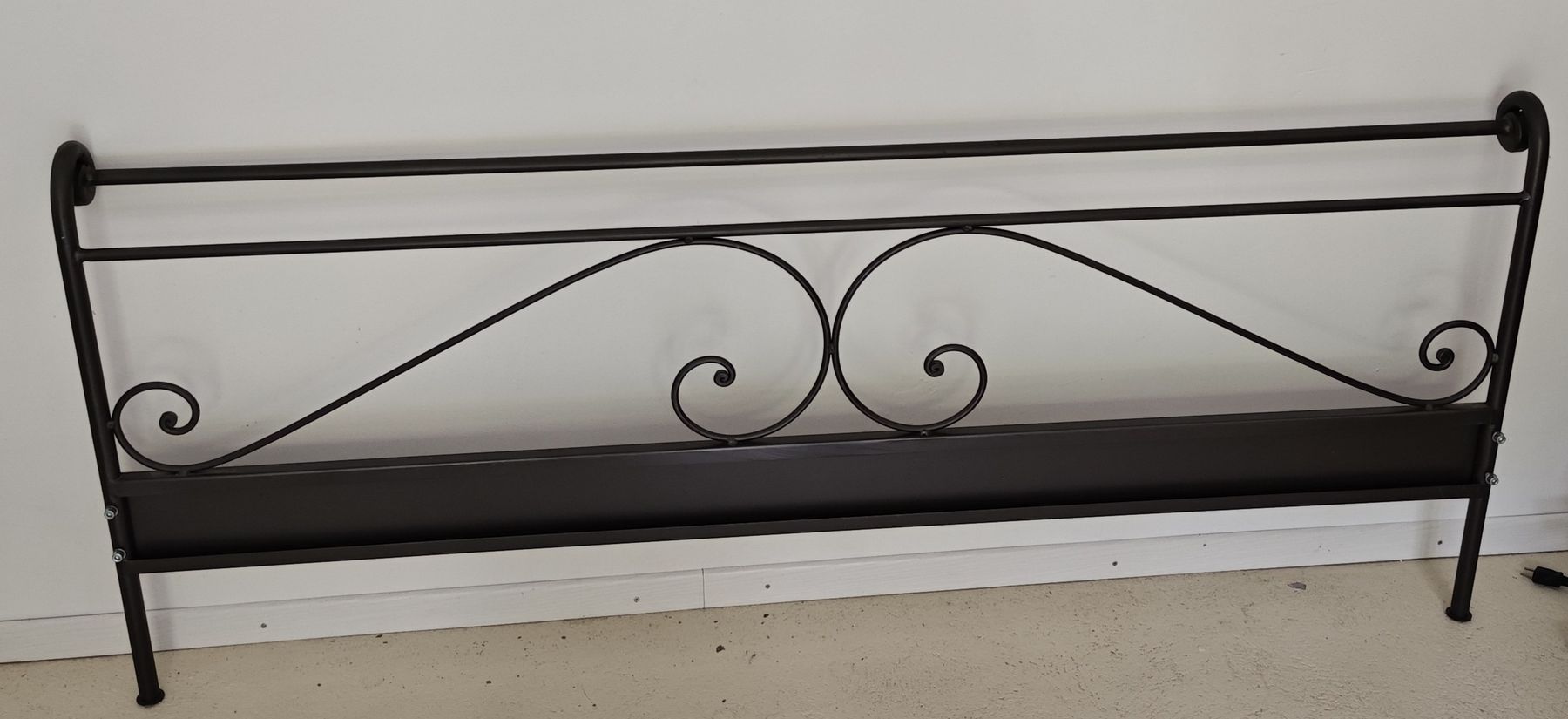 Letti: Schmiedeeisernes Bettgestell 180x200cm – Usato da Rorbas venduto da 820 3