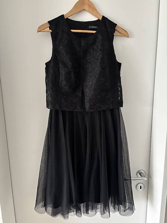 Kleider: Abendkleid Esprit, Grösse 36 – Gebraucht aus Uetikon am See von Laura__S