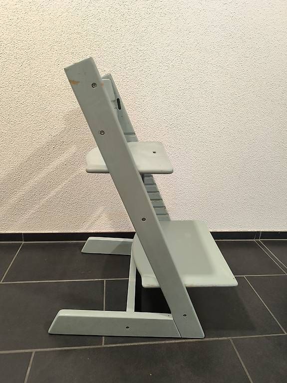 Hochstühle: Stokke Tripp Trapp Original grün – Gebraucht aus Vordemwald von Mueuer 1