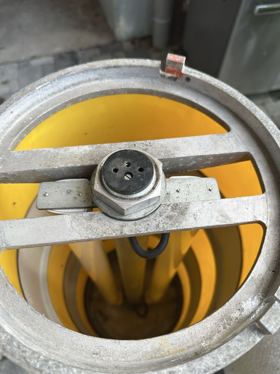 Elektronikbauteile: Verkehrszeichen – Gebraucht aus Barzheim von Hoger 1