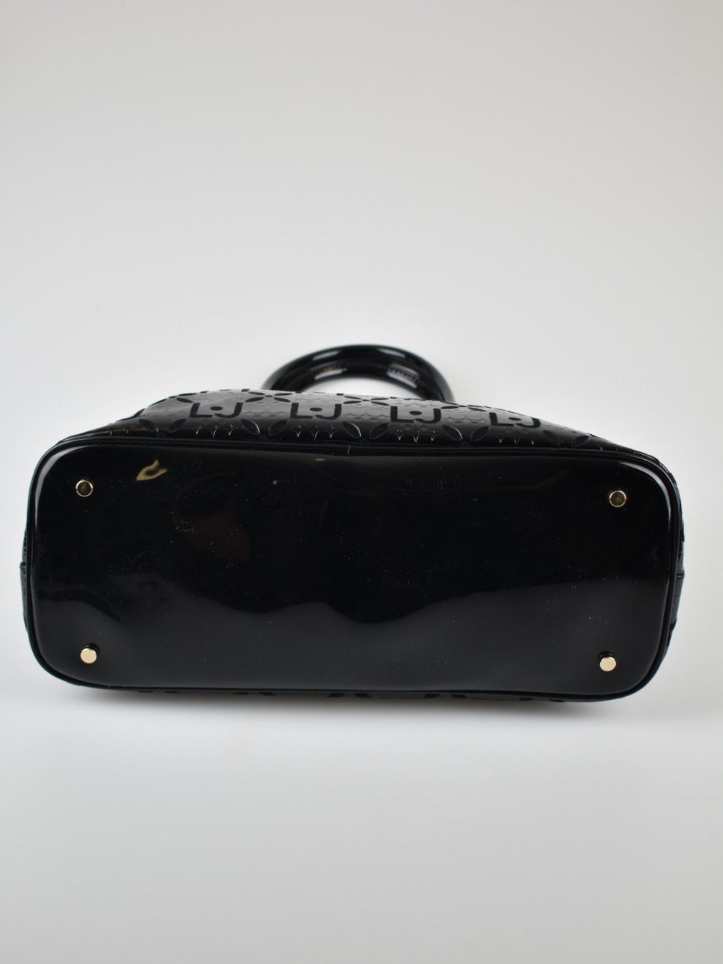 Liu Jo Borse da donna: Liu Jo Handtasche, Lack / Samtdetails – Usato da Nürensdorf venduto da 2ND_STORY 3