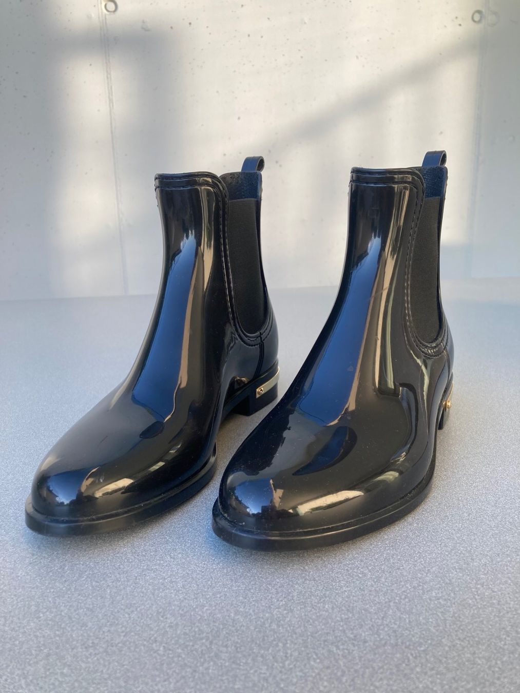 Navyboot Scarpe da donna: Navyboot Regenboots Schwarz. Gr.37 Regenstiefel anke Boots – Usato da Büron venduto da biclean 1