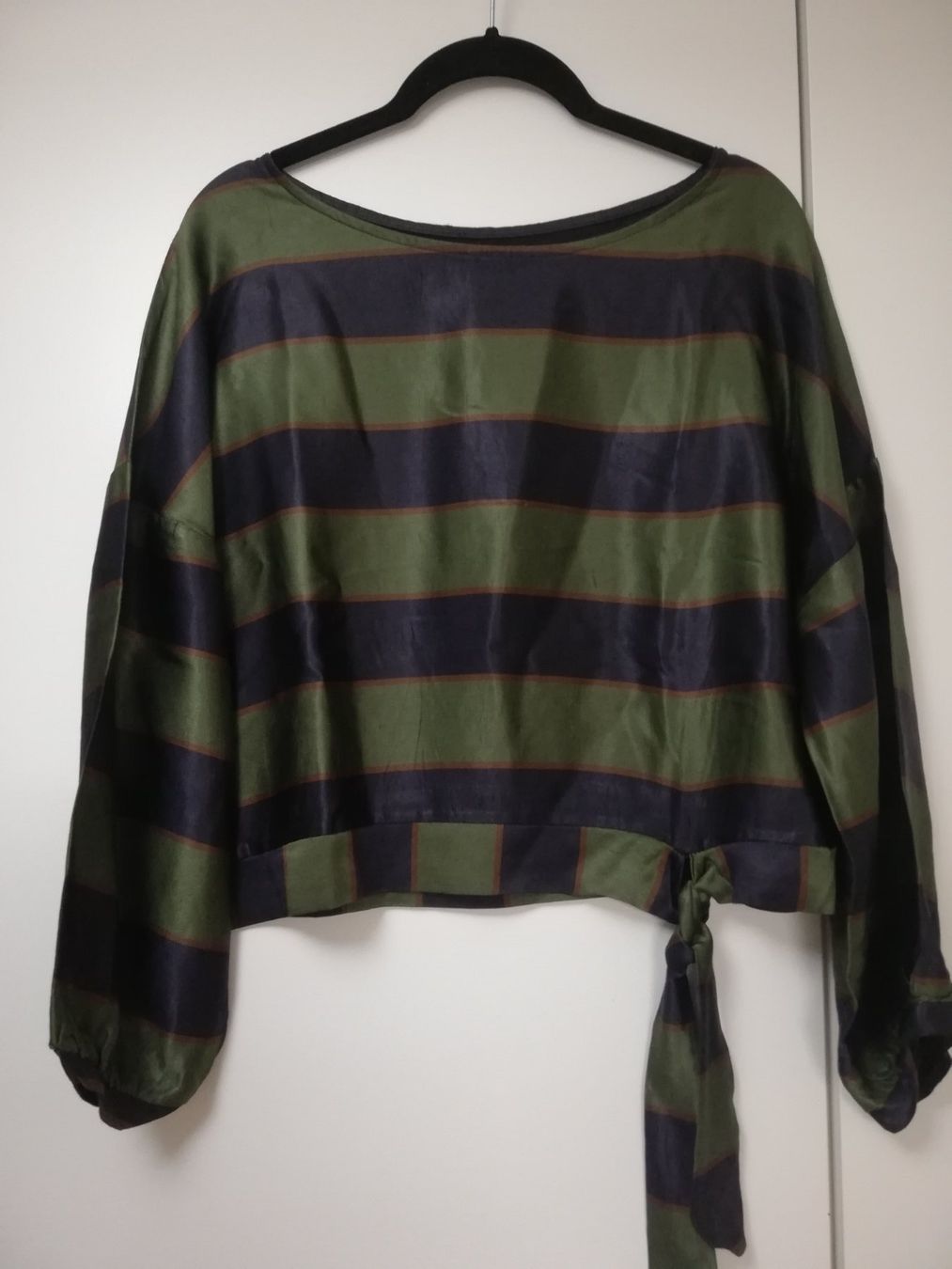 Camicette: Blusa a righe verde e blu, stile elegante – Usato da Wettswil am Albis venduto da lin_8h9t