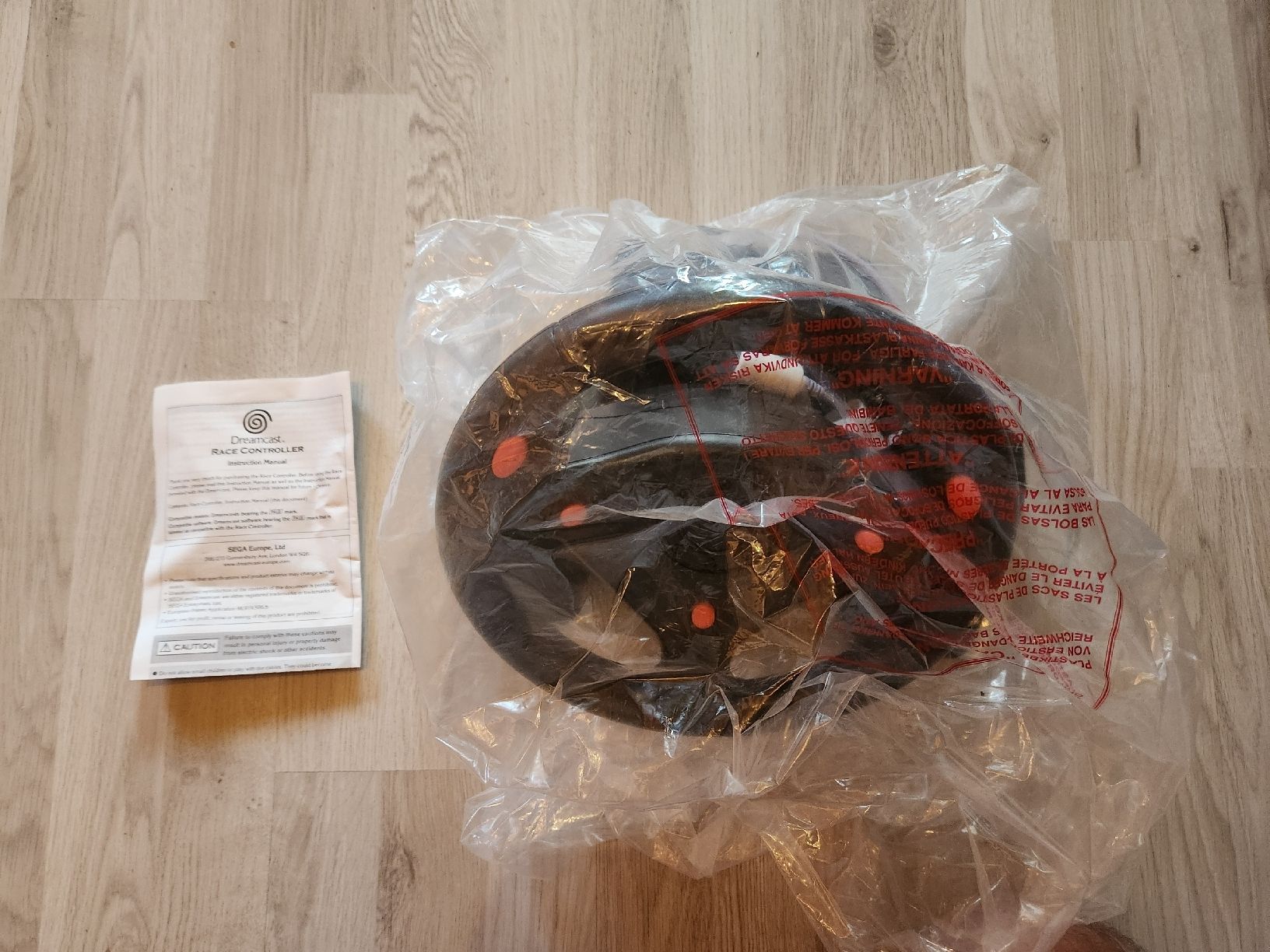 Controller: Dreamcast Lenkrad Race Controller OVP PAL Unbenutzt – Nuovo (secondo la descrizione) da Tafers venduto da whereyogamesat 2