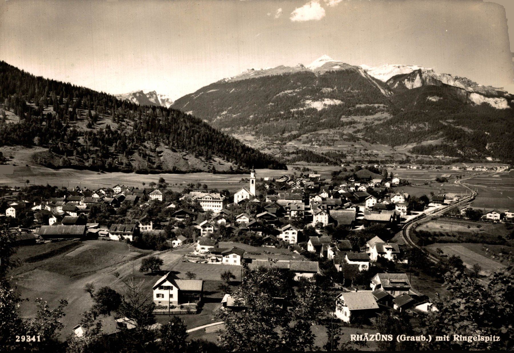 Ansichtskarten: Rhäzüns (Graub.) mit Ringelspitz – Gebraucht aus Bronschhofen von Astore