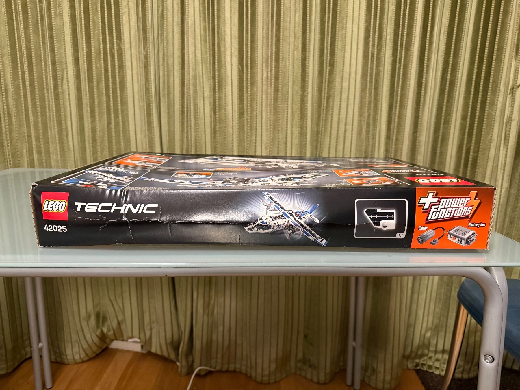 LEGO Technic 42025 Frachtflugzeug. Neu und OVP (Neu und ...