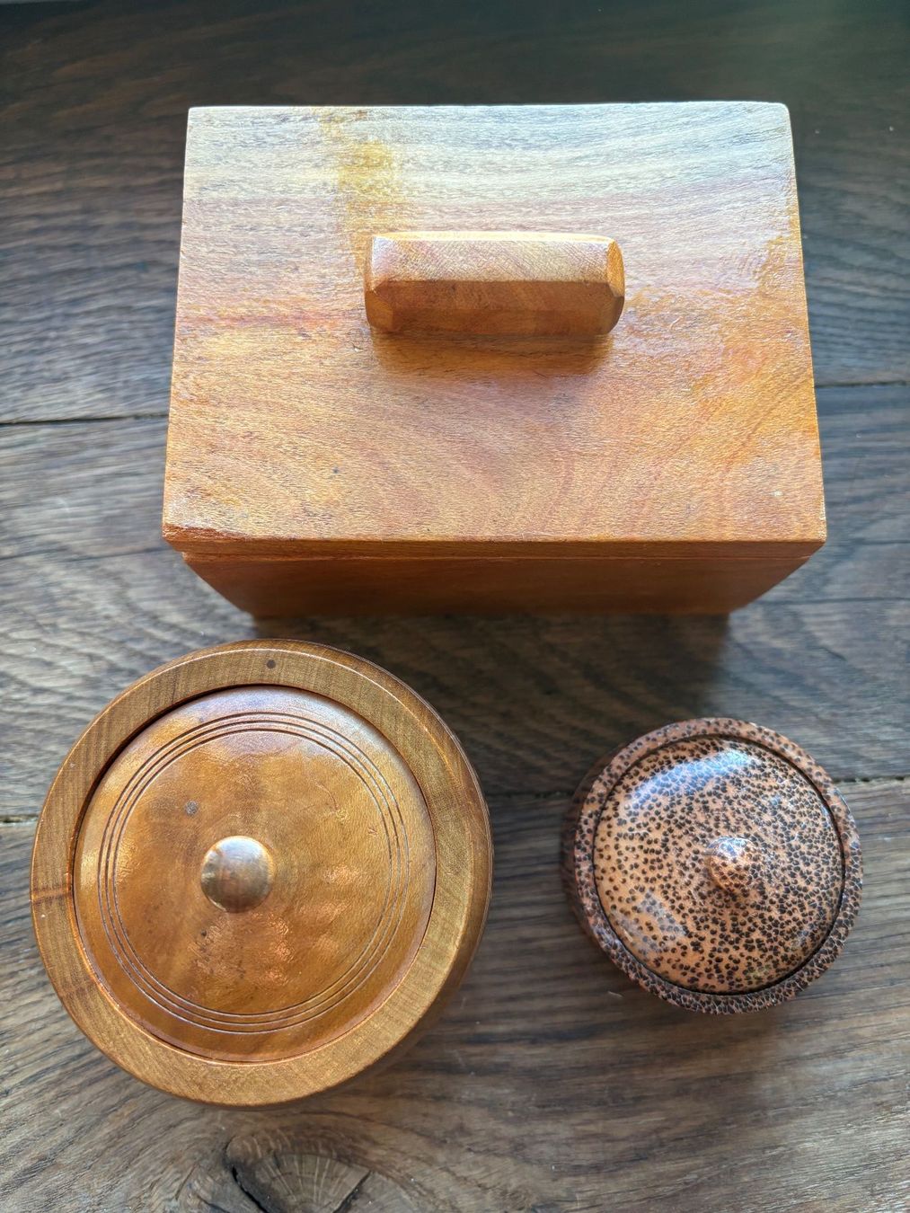Barattoli: 3 Vintage Holz Dosen mit Deckel – Usato da Horgen venduto da uge_pd5p 1