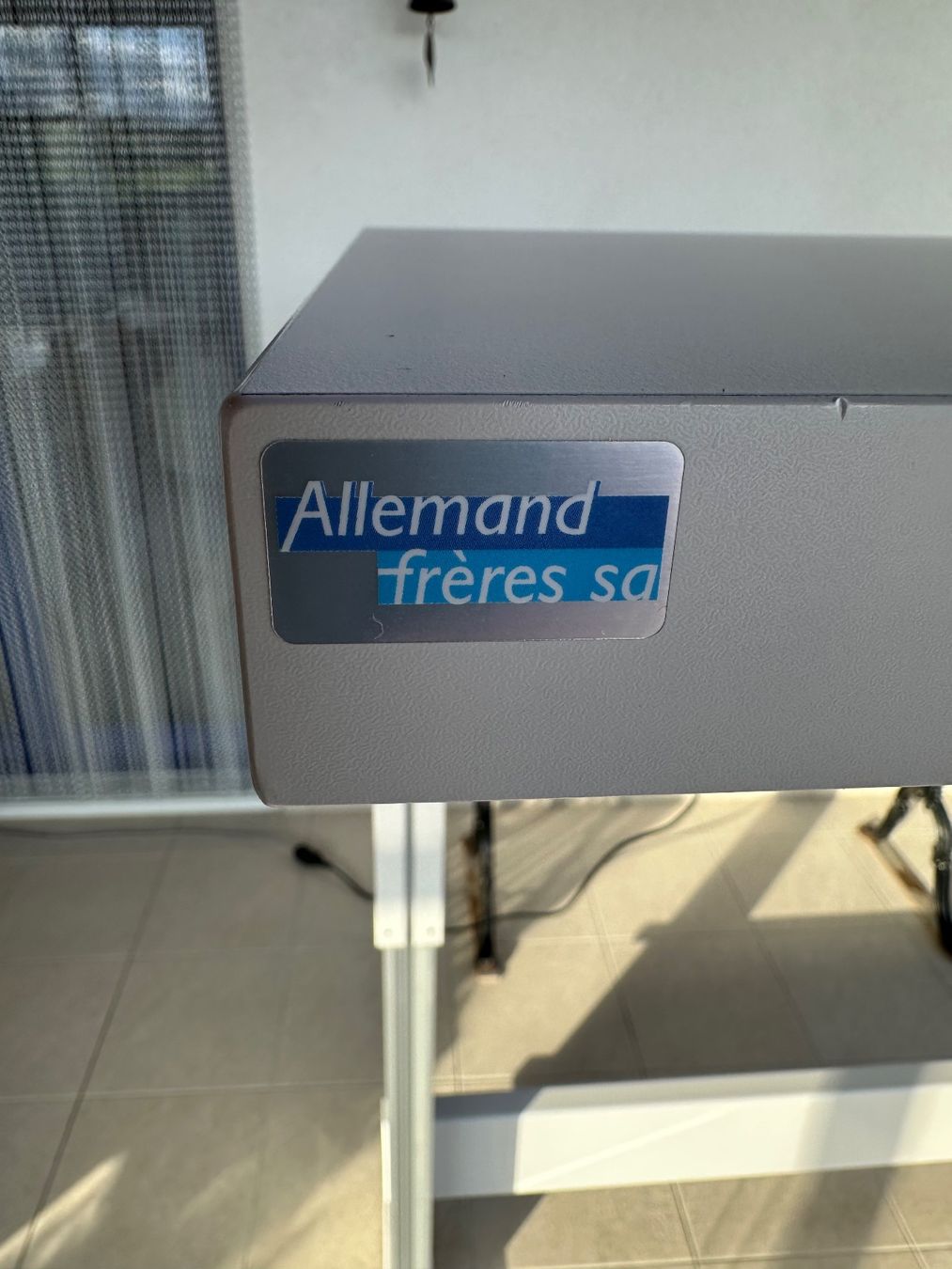 Werkbänke: Établi d’horloger électriques – Gebraucht aus plagne von grandgalop 1