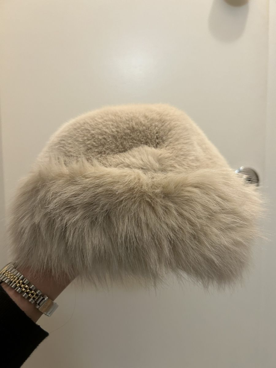 Hüte, Mützen & Caps: Winter hat – Neu und originalverpackt aus Zürich von sel_tvq7 2