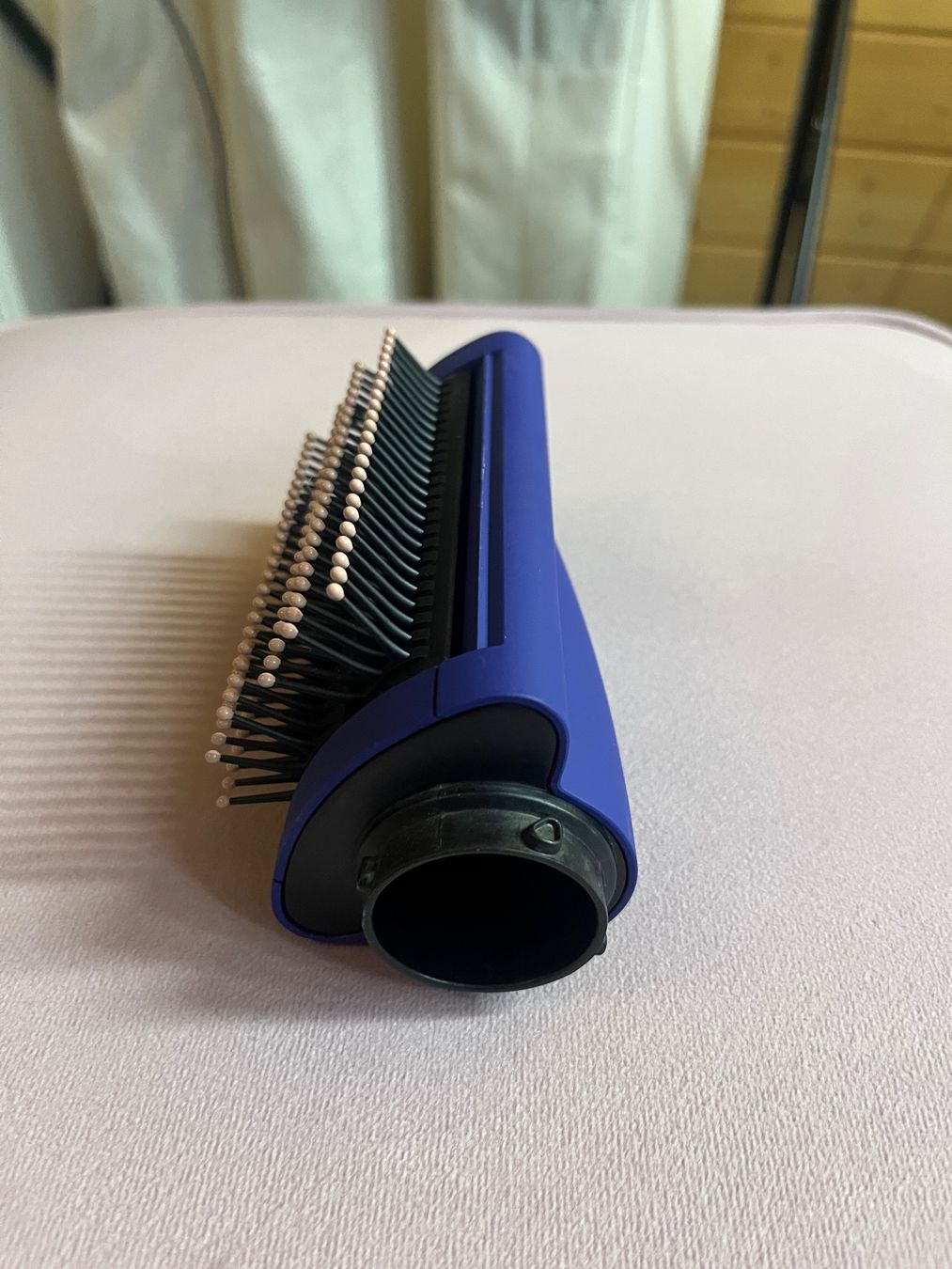 Dyson Altro per la cura dei capelli: NEU Dyson Airwrap Smoothing Brush Bürstenaufsatz – Nuovo (secondo la descrizione) da Kriessern venduto da loolah 2