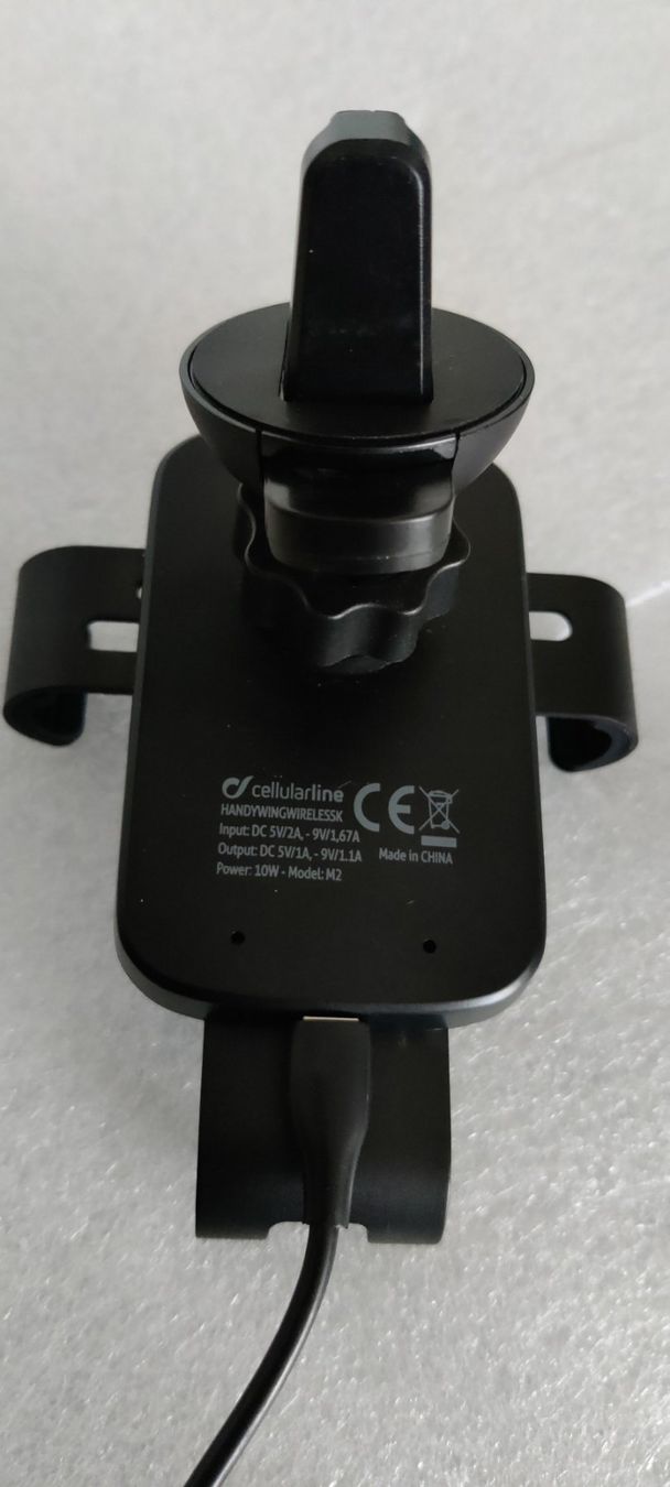 Staffe: Cellularline Universal Auto Smartphone Halter, Schwarz – Usato da Zürich venduto da sendbad 3