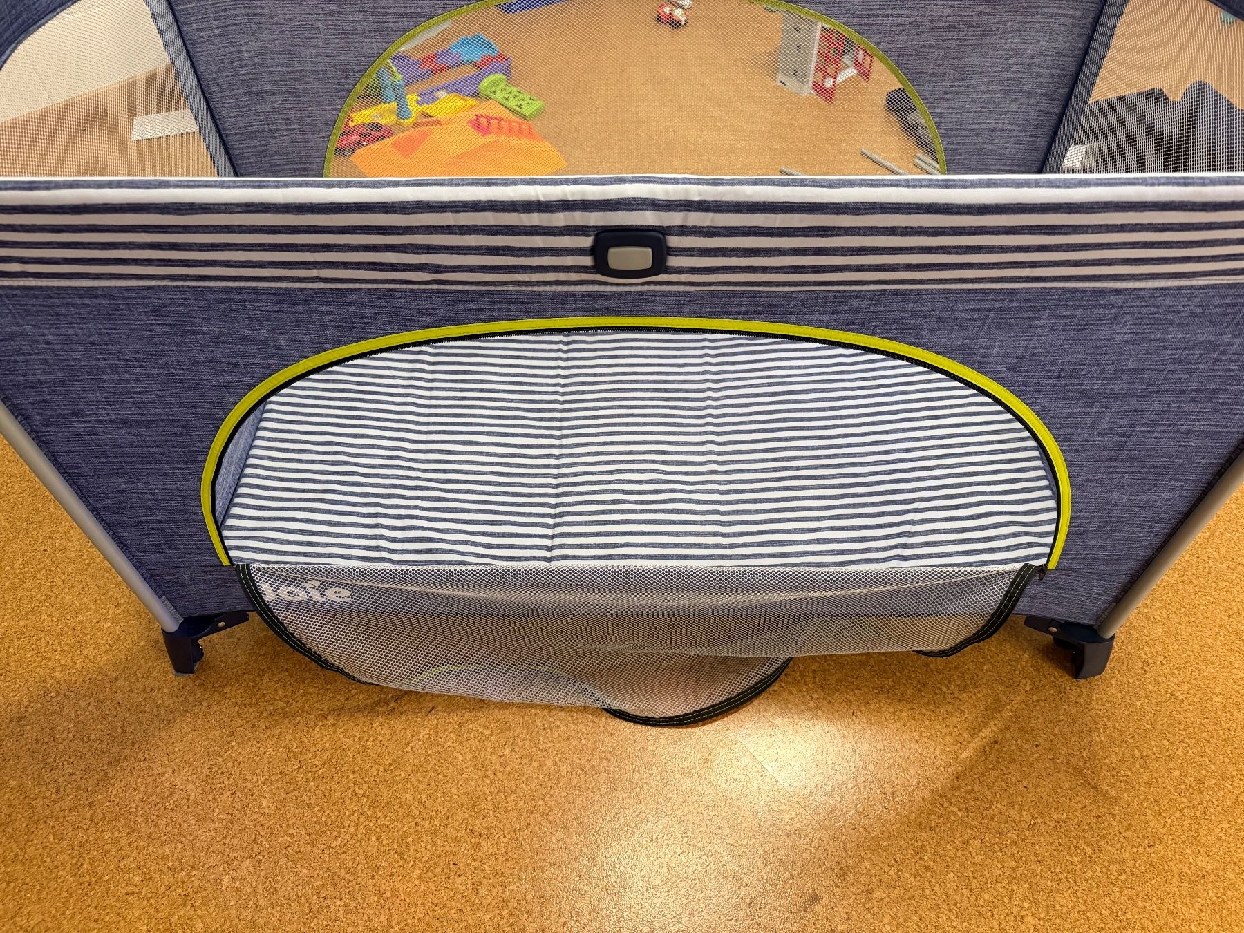 Joie Letti: Baby/Kleinkind Reisebett Joie – Usato da Wettswil venduto da and_8vcp 1