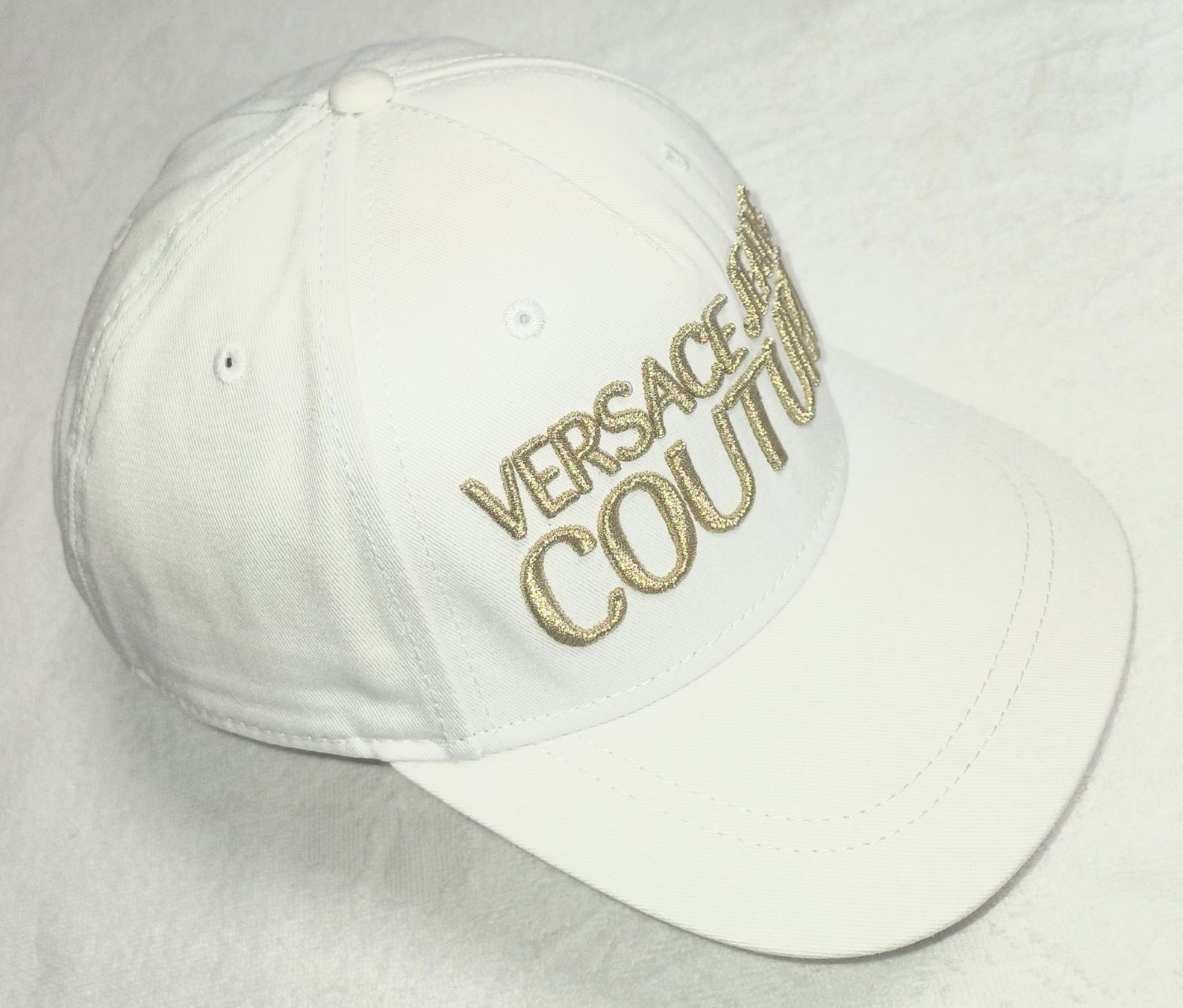 Versace Altro in  Abbigliamento & Accessori: VERSACE JEANS COUTURE- BASEBALL CAP – Usato da Thalwil venduto da best4less 1