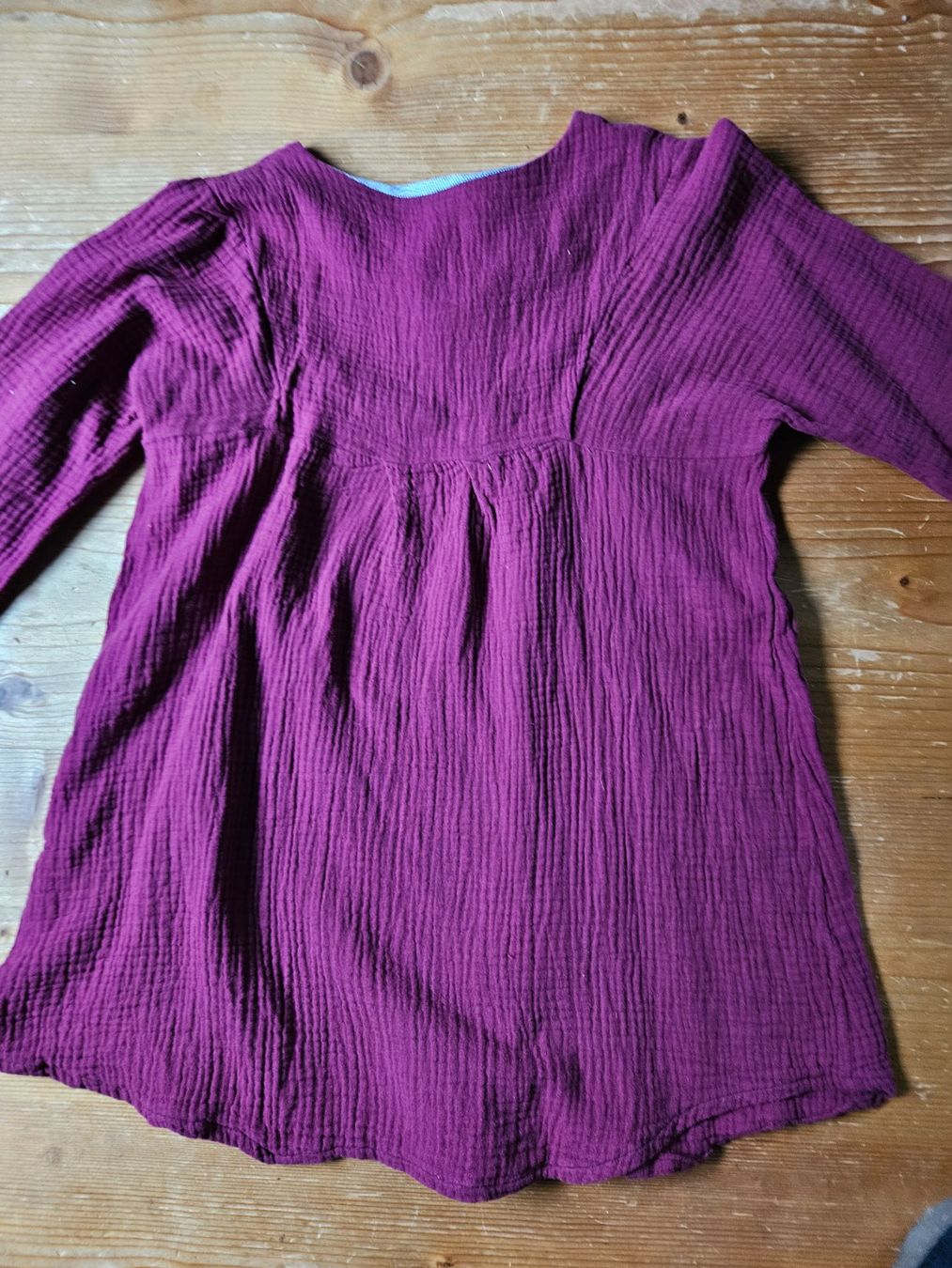 Camicette, T-shirt & Top: Wunderschöne Musselin Bluse ca. 128/134 – Usato da Rifferswil venduto da fle_5nqr 3