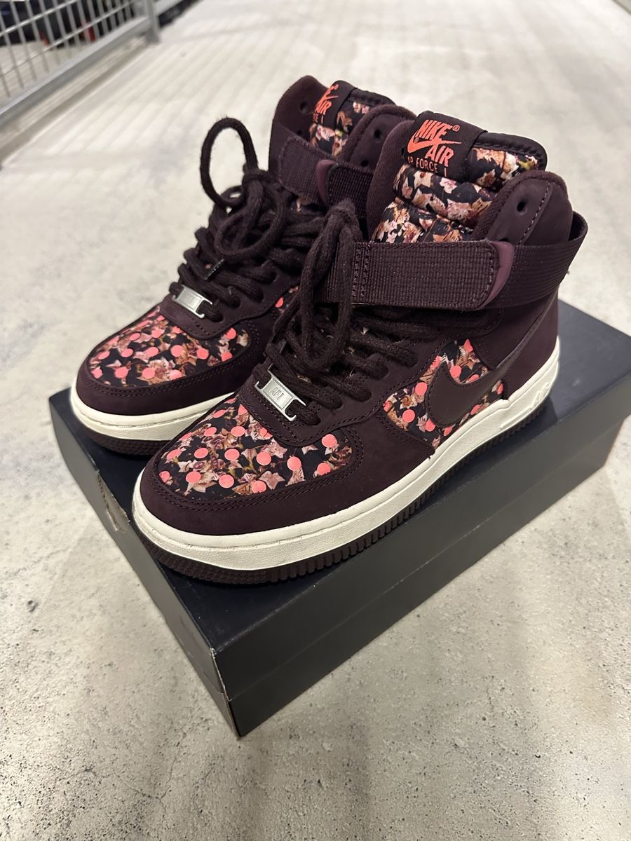 Nike Scarpe da donna: Nike Air Force 1 Hi Liberty Quickstrike – Nuovo e nell'imballaggio originale da Niederlenz venduto da Shininglove