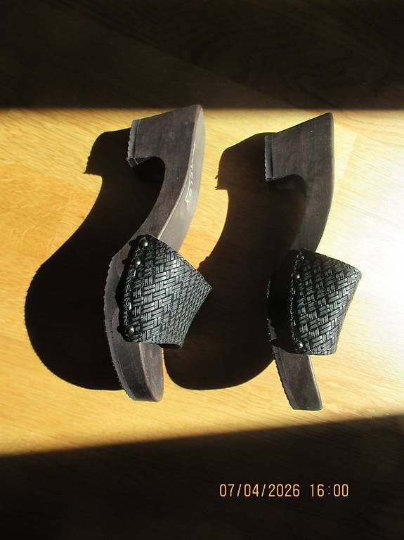 Scarpe da donna: SOFTCLOX GRÖSSE 37 – Usato da Gümligen venduto da ChrigiSigi 1