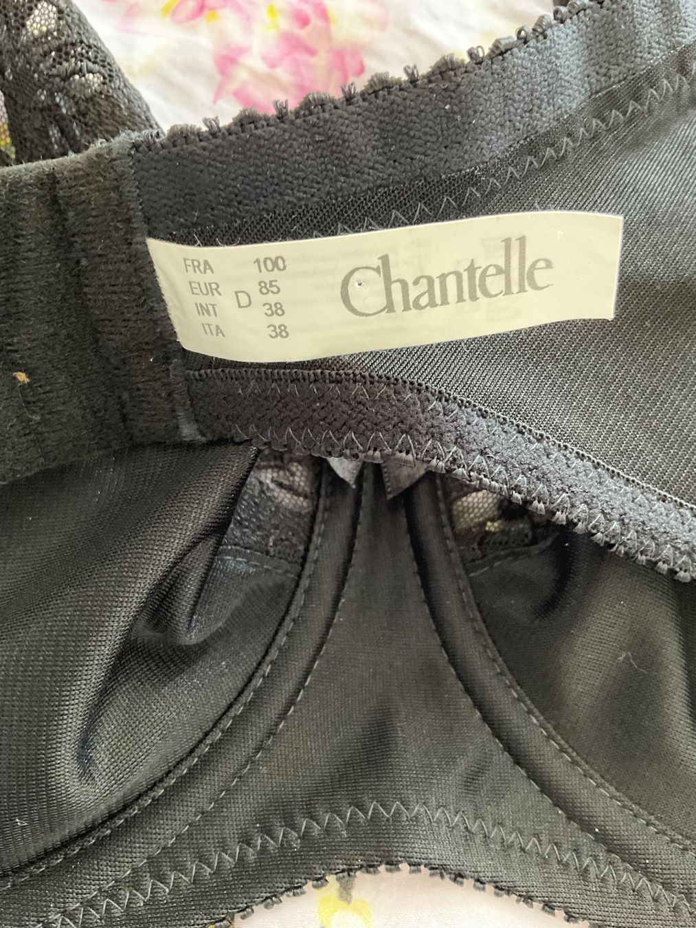 Chantelle Sonstige Unterwäsche: CHANTELLE Bügel BH 85 D – Gebraucht aus Urdorf von alda02 2