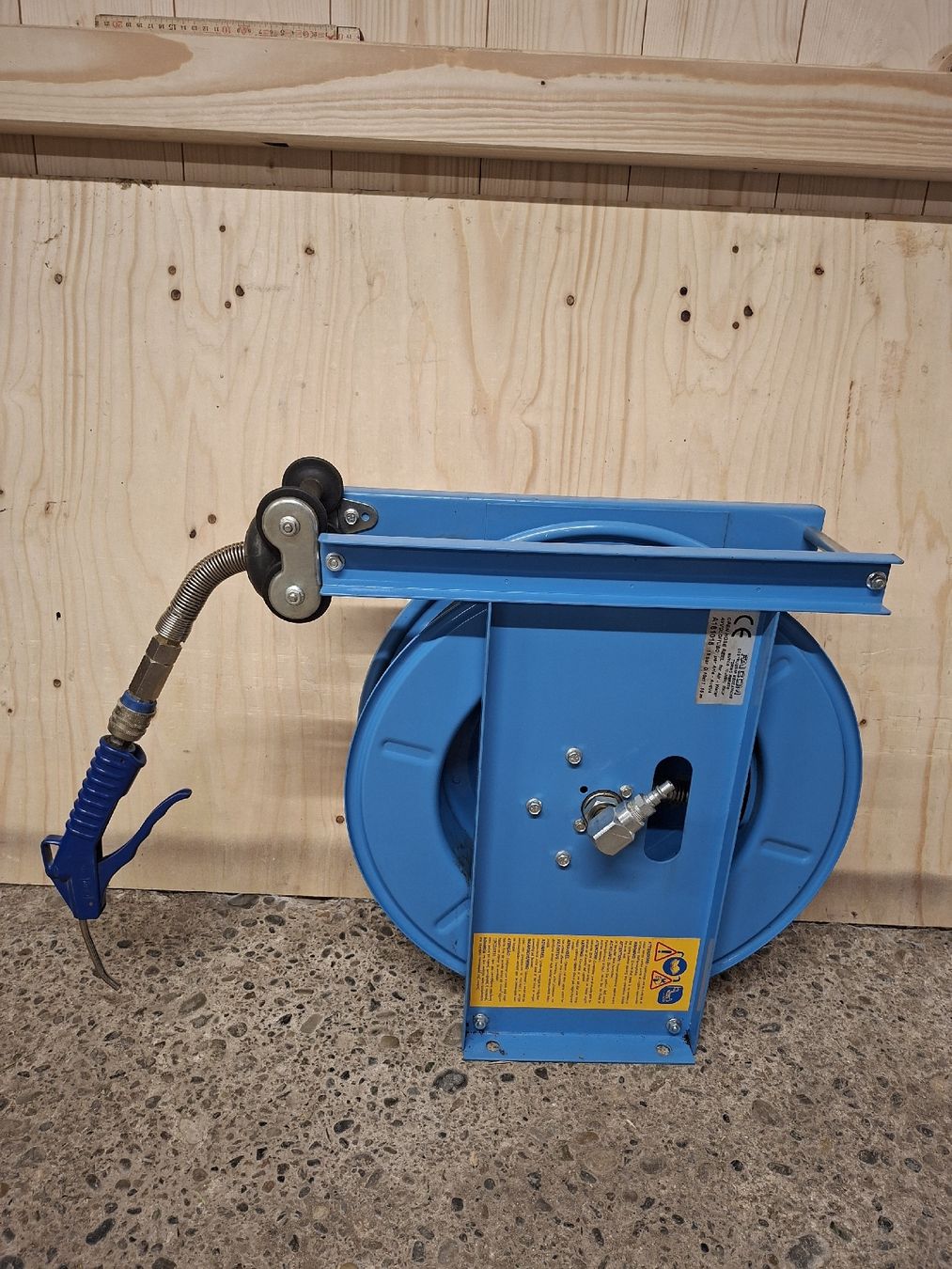 Compressori: FAICOM Schlauchaufroller mit Druckluftschlauch – Usato da Niederuzwil venduto da peter. 3
