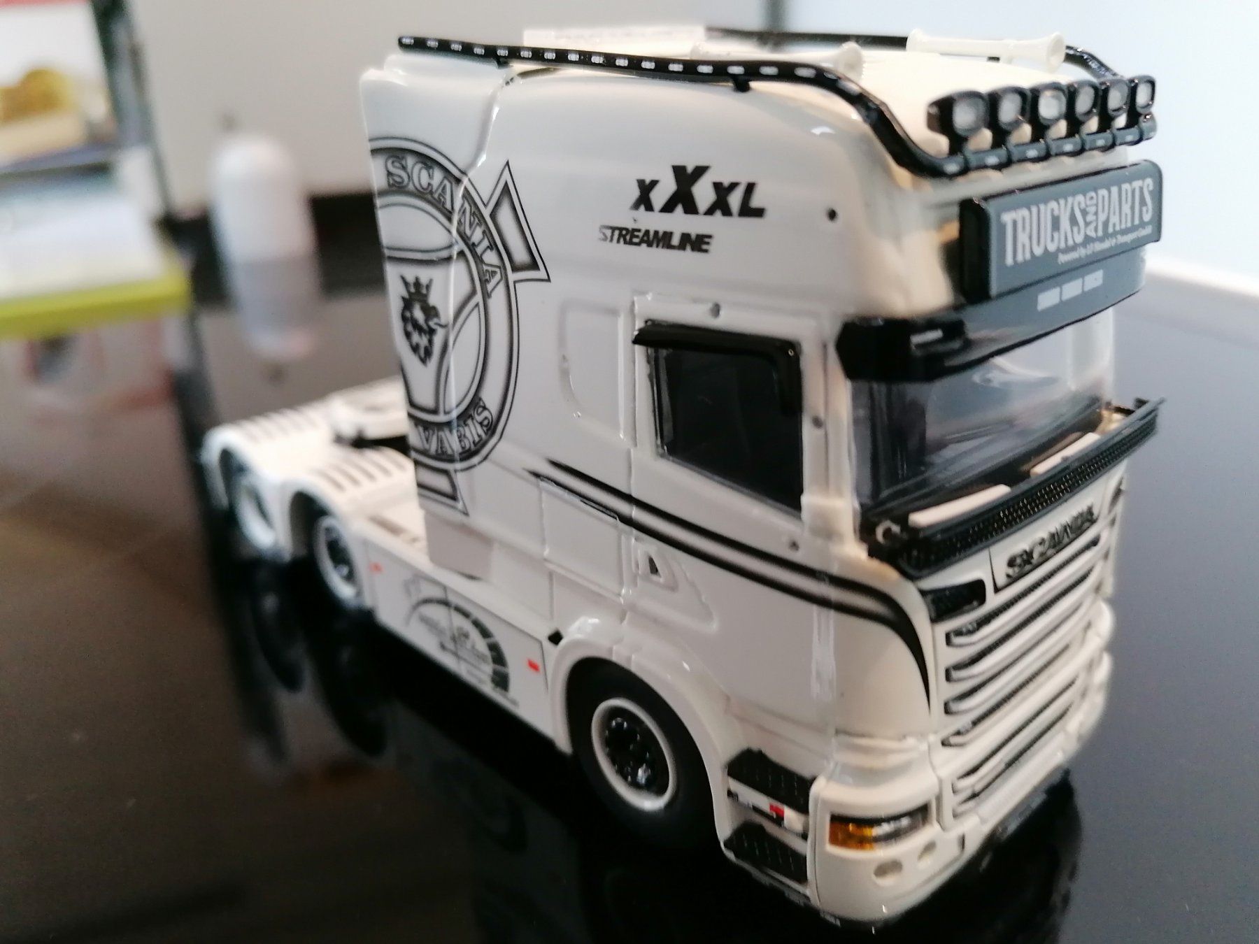 Tekno Modellbausätze & Standmodelle: LF Handel Scania Longline – Neu (gemäss Beschreibung) aus Rüegsauschachen von joe_r9w5