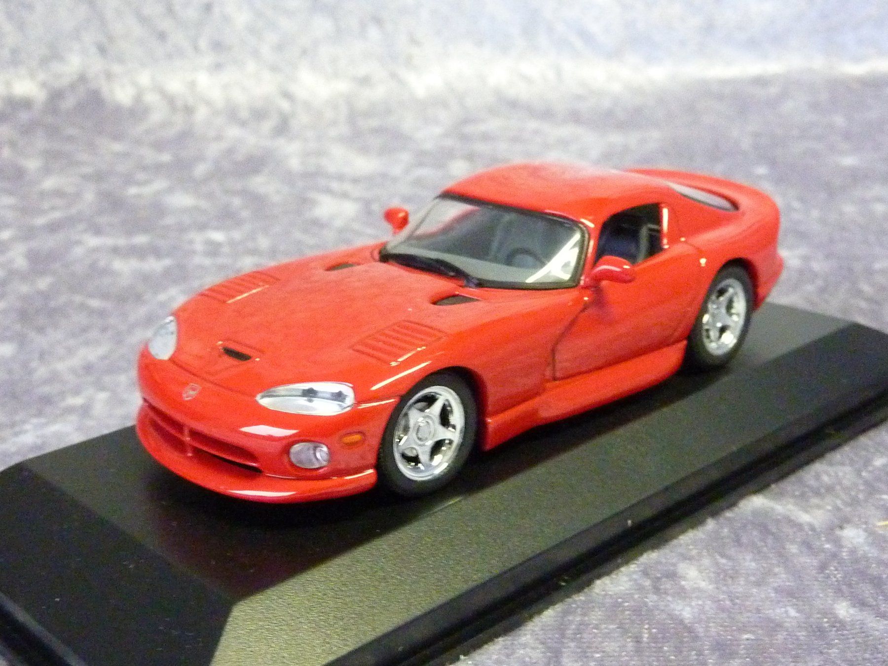 Minichamps Modellini d'auto: Dodge Viper GTS 1993  1:43 – Nuovo (secondo la descrizione) da Dürrenäsch venduto da modellautos4you 2