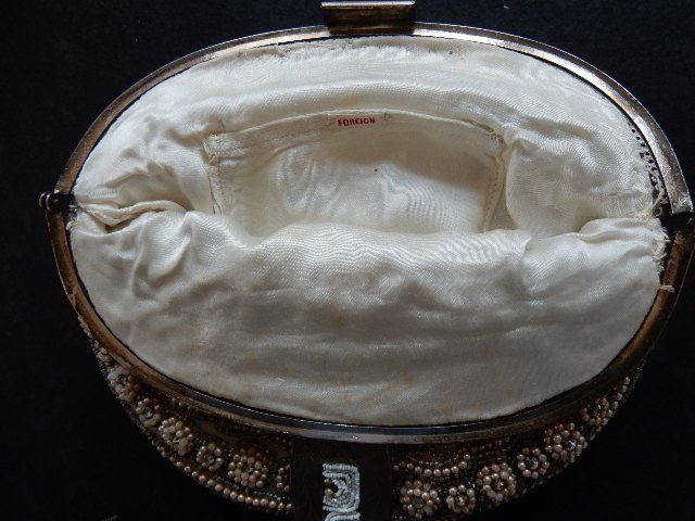 Taschen für Damen: Antike Perlen Abendtasche, Handarbeit, ca. 100jährig – Gebraucht aus Oberägeri von baerghuus 7