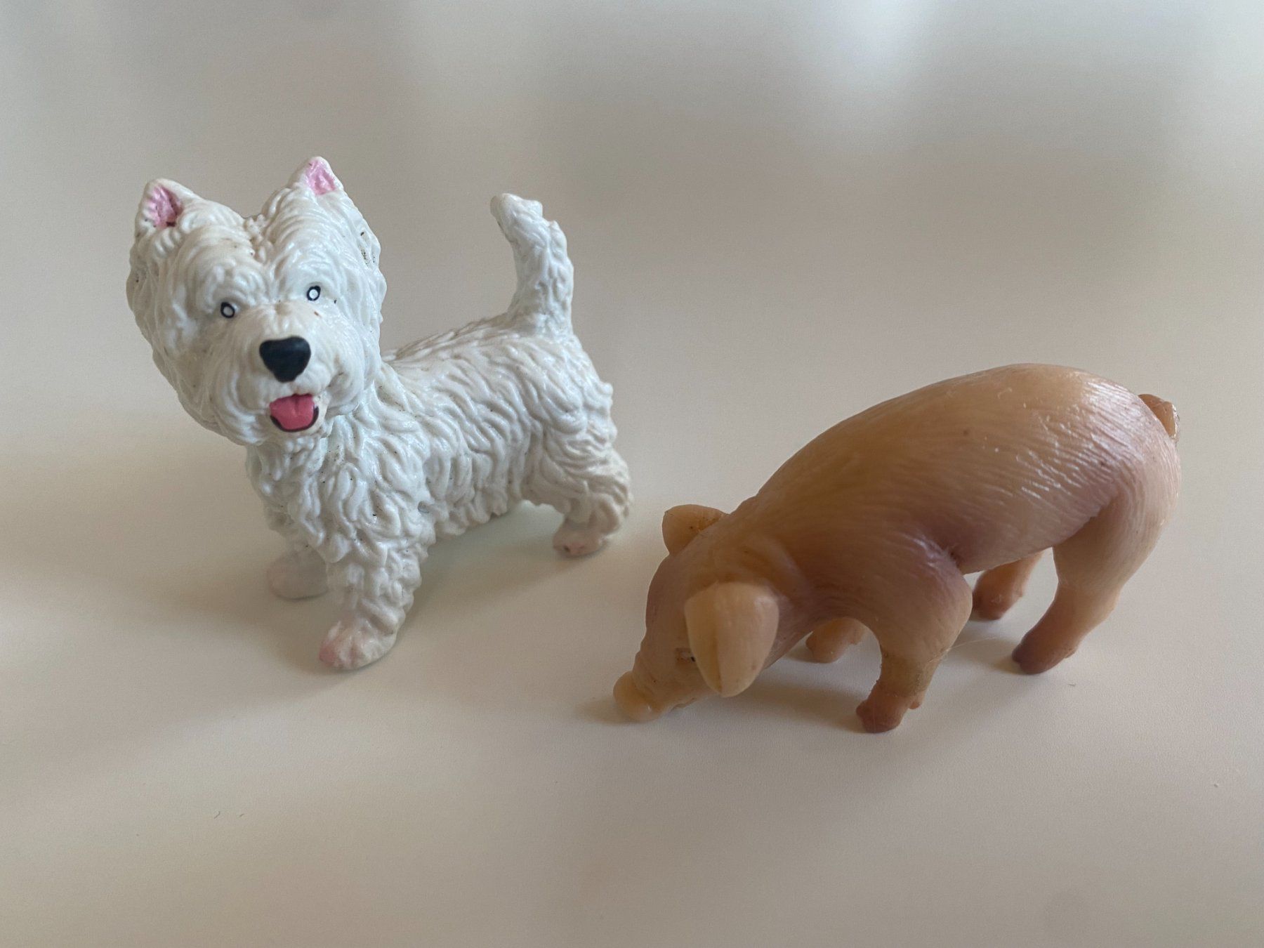 Schleich Statuette: Schleich - Pudel - und - Ferkel – Usato da Gelterkinden venduto da ajdt4
